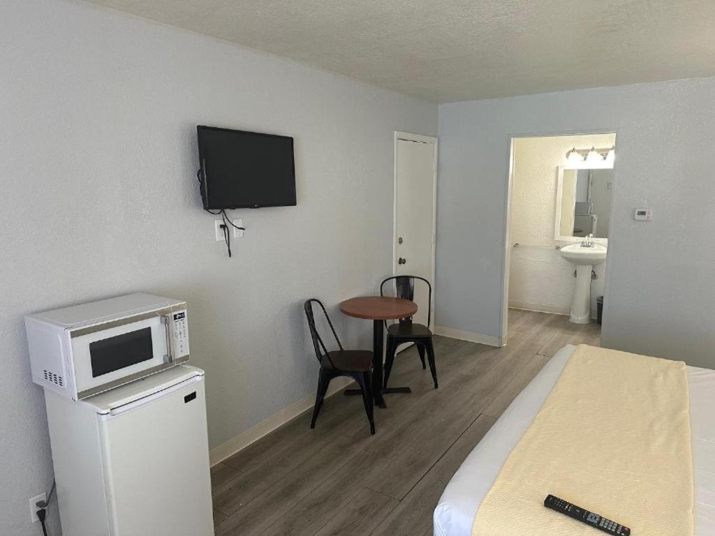 Premier Inns Metro Феникс Экстерьер фото