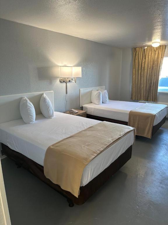 Premier Inns Metro Феникс Экстерьер фото